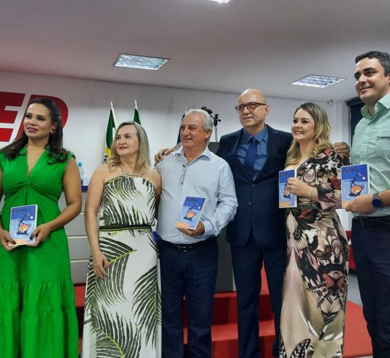 Presidente da Unimed prestigia lançamento do livro do colunista Jusmar Lustoza